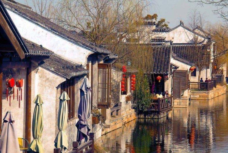 京沪高铁扭亏,预计去年盈利超百亿